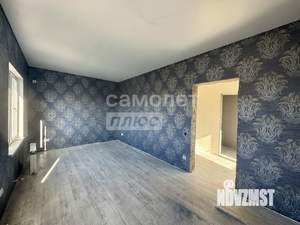 Дом 100м&sup2;, 2-этажный, участок 4 сот.  