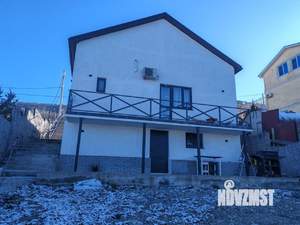 Дом 100м&sup2;, 2-этажный, участок 4 сот.  