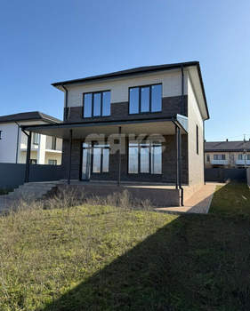 Дом 174м&sup2;, 2-этажный, участок 5 сот.  