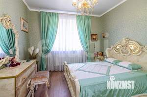 Дом 132м&sup2;, 2-этажный, участок 4 сот.  