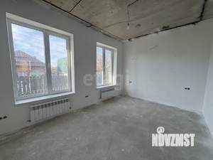 Дом 219м², 2-этажный, участок 6 сот.  