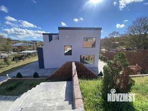 Дом 371м², 2-этажный, участок 17 сот.  