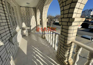 Дом 261м², 3-этажный, участок 3 сот.  