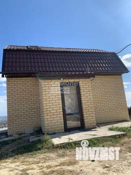 Дом 70м&sup2;, 2-этажный, участок 5 сот.  