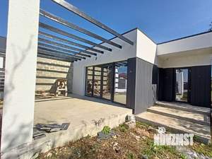 Дом 108м², 2-этажный, участок 8 сот.  