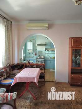 Дом 324м&sup2;, 2-этажный, участок 4 сот.  