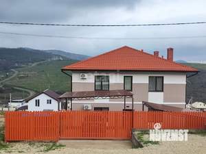 Дом 255м&sup2;, 2-этажный, участок 6 сот.  