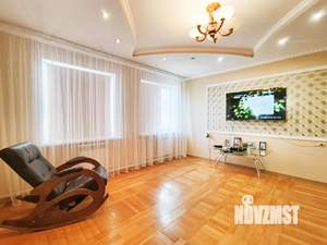 Дом 150м², 2-этажный, участок 8 сот.  