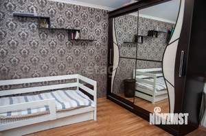 Дом 351м&sup2;, 3-этажный, участок 5 сот.  