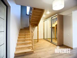 Дом 133м&sup2;, 2-этажный, участок 8 сот.  