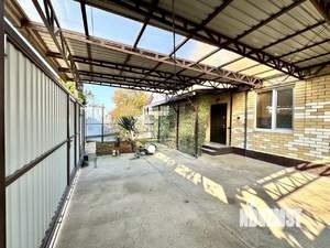 Дом 154м&sup2;, 2-этажный, участок 4 сот.  