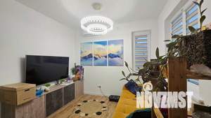 Дом 165м&sup2;, 2-этажный, участок 4 сот.  