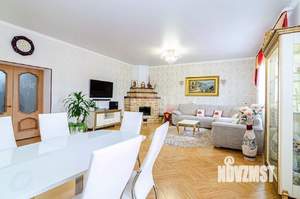 Дом 205м², 2-этажный, участок 5 сот.  