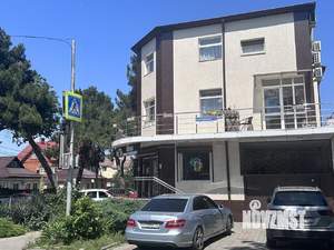 Дом 424м&sup2;, 2-этажный, участок 2 сот.  