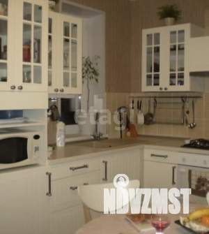 Дом 264м², 3-этажный, участок 6 сот.  