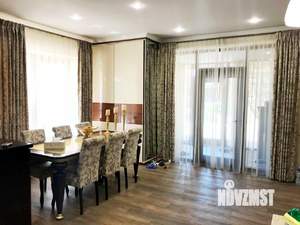 Коттедж 1500м&sup2;, 3-этажный, участок 33 сот.  