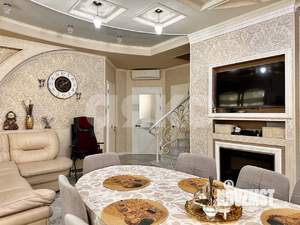 Дом 151м&sup2;, 2-этажный, участок 2 сот.  