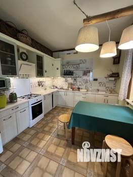 Дом 255м², 2-этажный, участок 9 сот.  