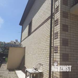 Дом 140м&sup2;, 2-этажный, участок 4 сот.  