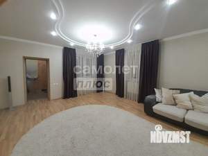 Дом 180м&sup2;, 2-этажный, участок 3 сот.  