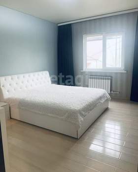 Дом 195м&sup2;, 3-этажный, участок 3 сот.  