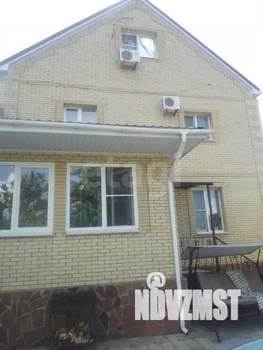 Дом 380м², 3-этажный, участок 4 сот.  