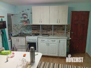 Дом 61м&sup2;, 2-этажный, участок 6 сот.  