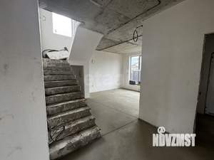 Дом 175м², 2-этажный, участок 5 сот.  