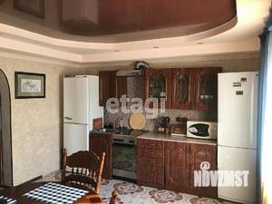 Дом 153м², 2-этажный, участок 9 сот.  