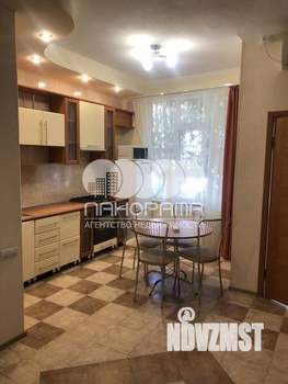 Таунхаус 160м², 2-этажный, участок 1 сот.  