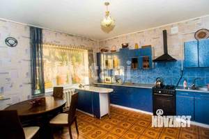 Дом 201м&sup2;, 2-этажный, участок 3 сот.  