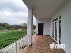 Дом 160м&sup2;, 2-этажный, участок 8 сот.  