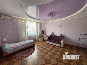 Дом 556м&sup2;, 2-этажный, участок 6 сот.  