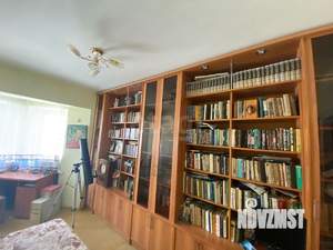 Дом 300м&sup2;, 2-этажный, участок 10 сот.  