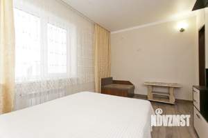 Дом 400м&sup2;, 2-этажный, участок 5 сот.  