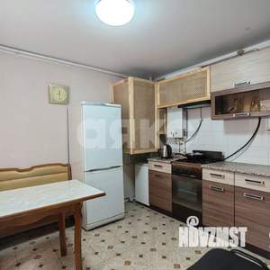 Дом 80м², 3-этажный, участок 1 сот.  