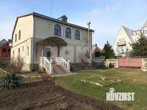 Дом 220м&sup2;, 2-этажный, участок 7 сот.  