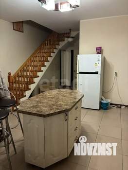 Дом 109м&sup2;, 2-этажный, участок 3 сот.  