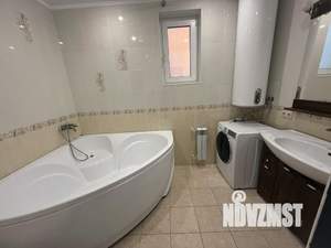 Дом 120м², 2-этажный, участок 8 сот.  