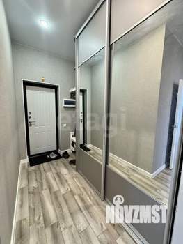 Дом 100м&sup2;, 2-этажный, участок 4 сот.  