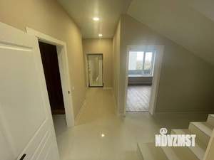 Дом 198м&sup2;, 3-этажный, участок 3 сот.  