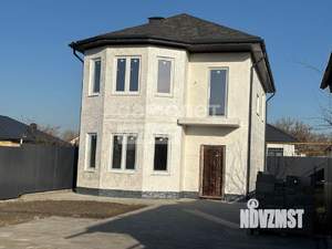 Дом 142м&sup2;, 2-этажный, участок 4 сот.  