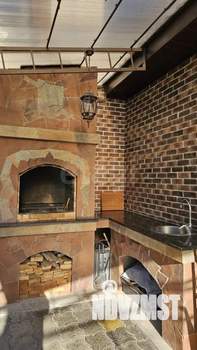 Дом 409м², 3-этажный, участок 6 сот.  