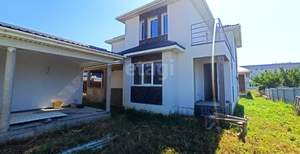 Дом 200м&sup2;, 2-этажный, участок 10 сот.  