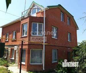 Коттедж 302м², 3-этажный, участок 10 сот.  