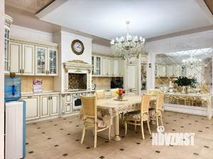 Дом 276м&sup2;, 2-этажный, участок 6 сот.  