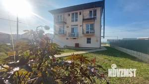 Дом 244м&sup2;, 3-этажный, участок 7 сот.  