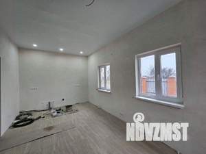 Дом 47м&sup2;, 2-этажный, участок 4 сот.  