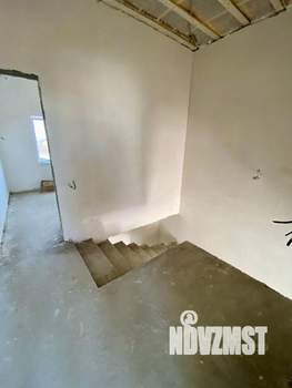 Дом 160м&sup2;, 2-этажный, участок 4 сот.  