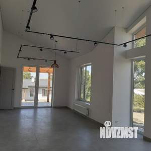 Дом 130м², 2-этажный, участок 6 сот.  